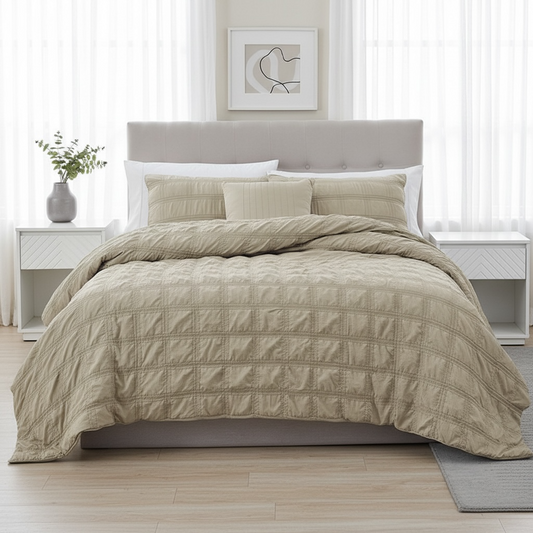 4 PC Comforter Set Queen Size