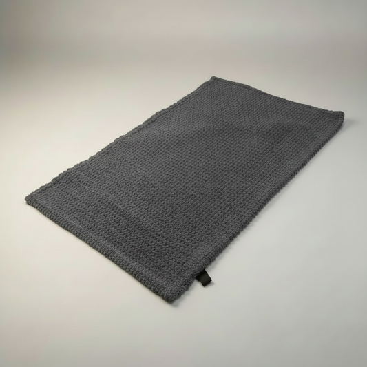 Bathrug 18x30”