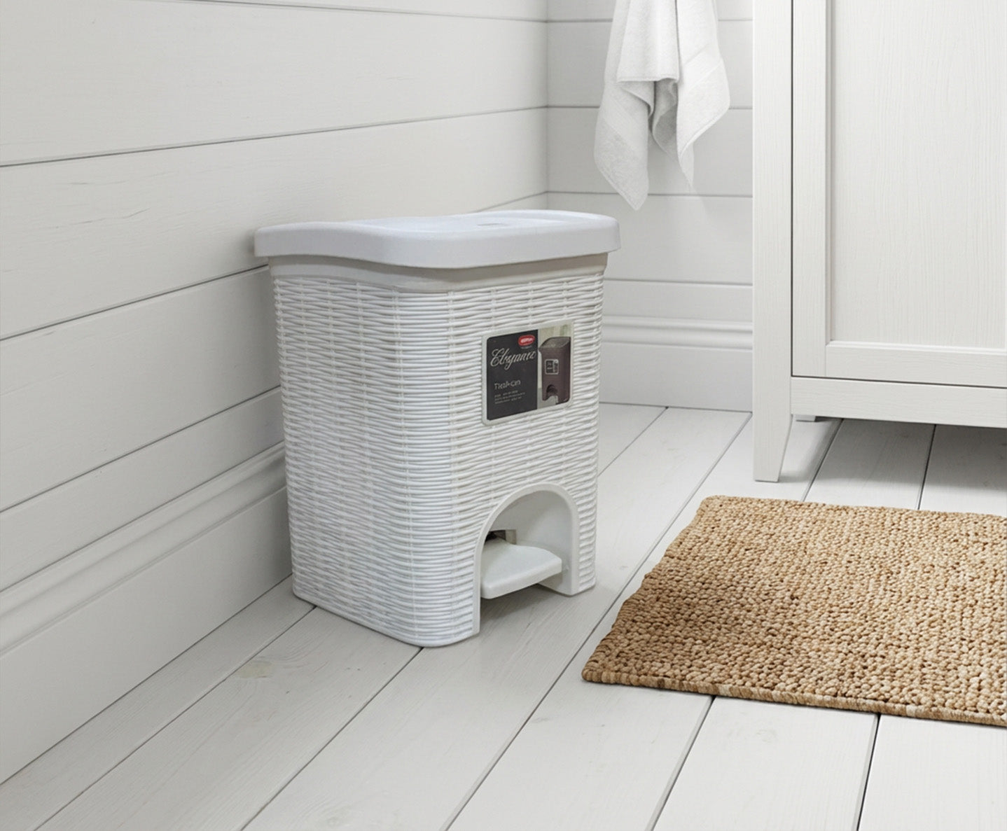 Bathroom Dustbin